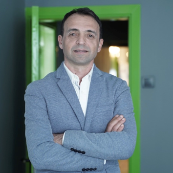 Dr. Öğr. Üyesi Bülent ALCI